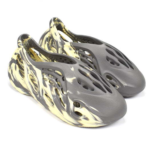 Adidas x Kanye West - Yeezy Foam RNNR (Moon)