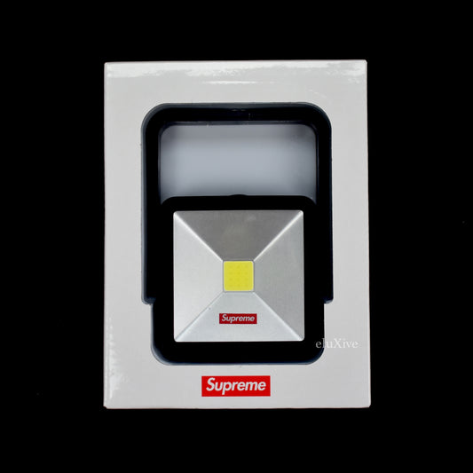 Supreme - Black Box Logo Kickstand Light