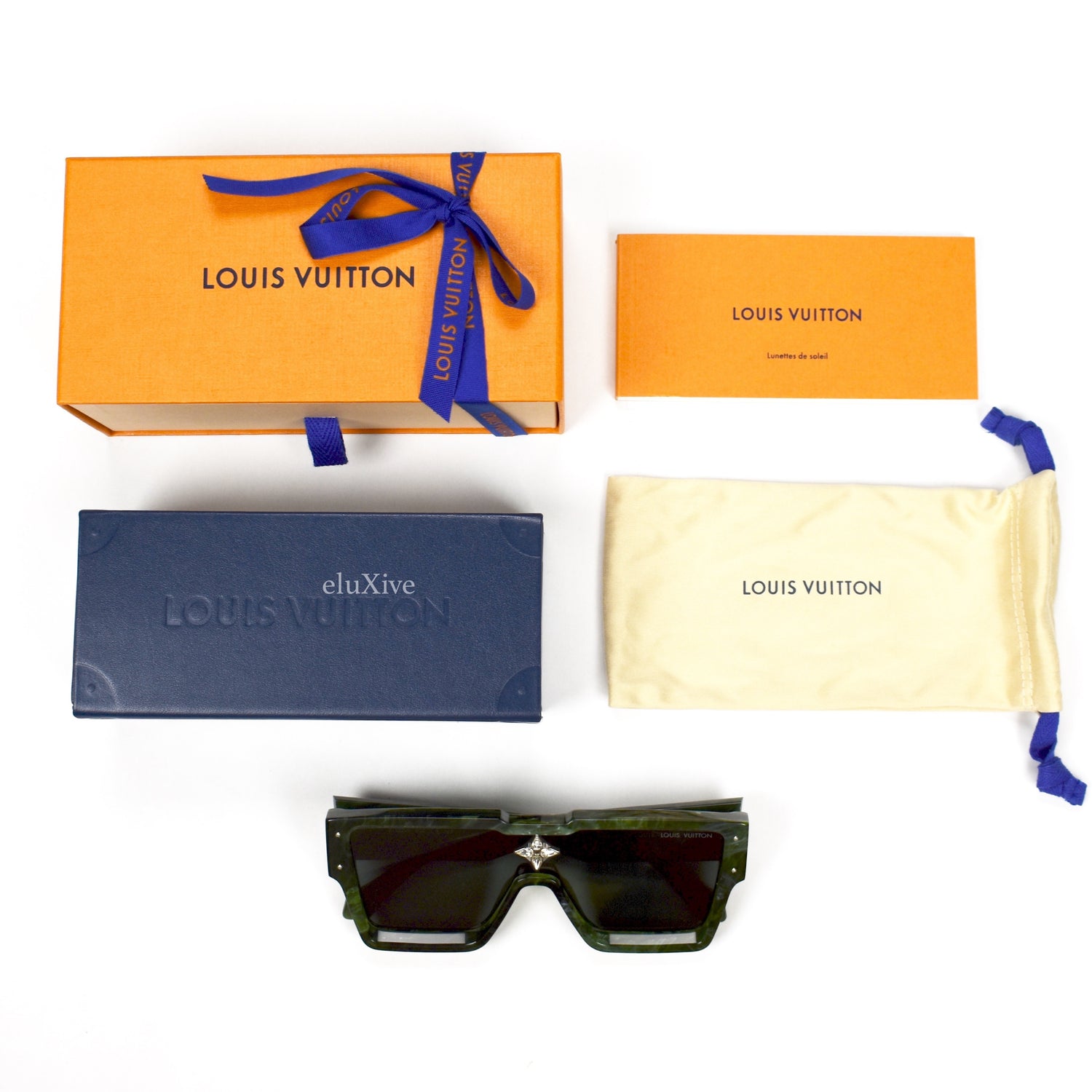 Sunglasses Louis Vuitton Green in Polyester - 31368109