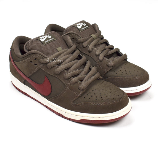 Nike - Dunk Low Pro SB (Ironstone/Barn Red)
