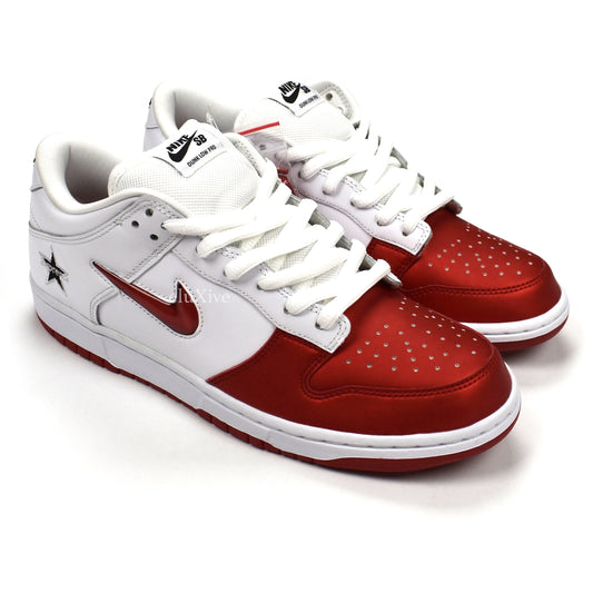 Supreme x Nike - SB Dunk Low OG QS (White/Red)