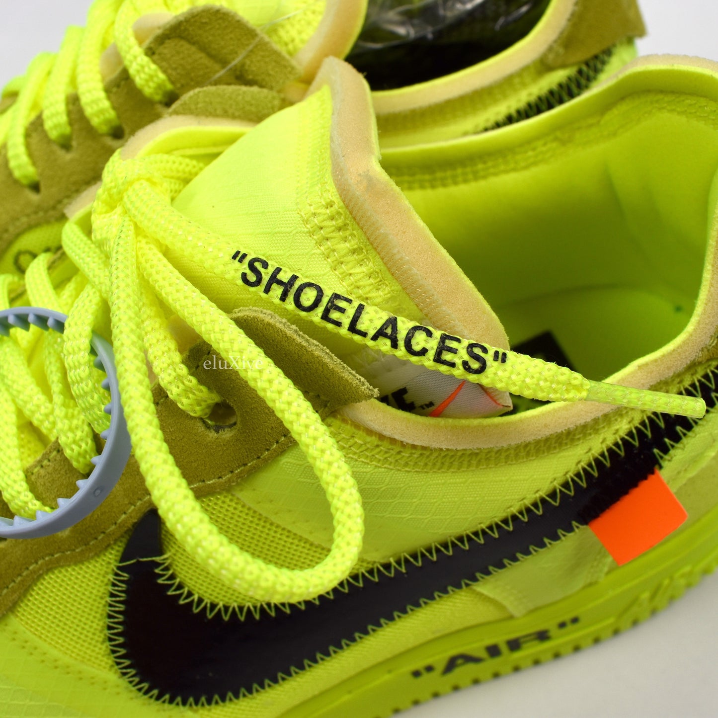 Nike x Off-White - Air Force 1 Low Volt