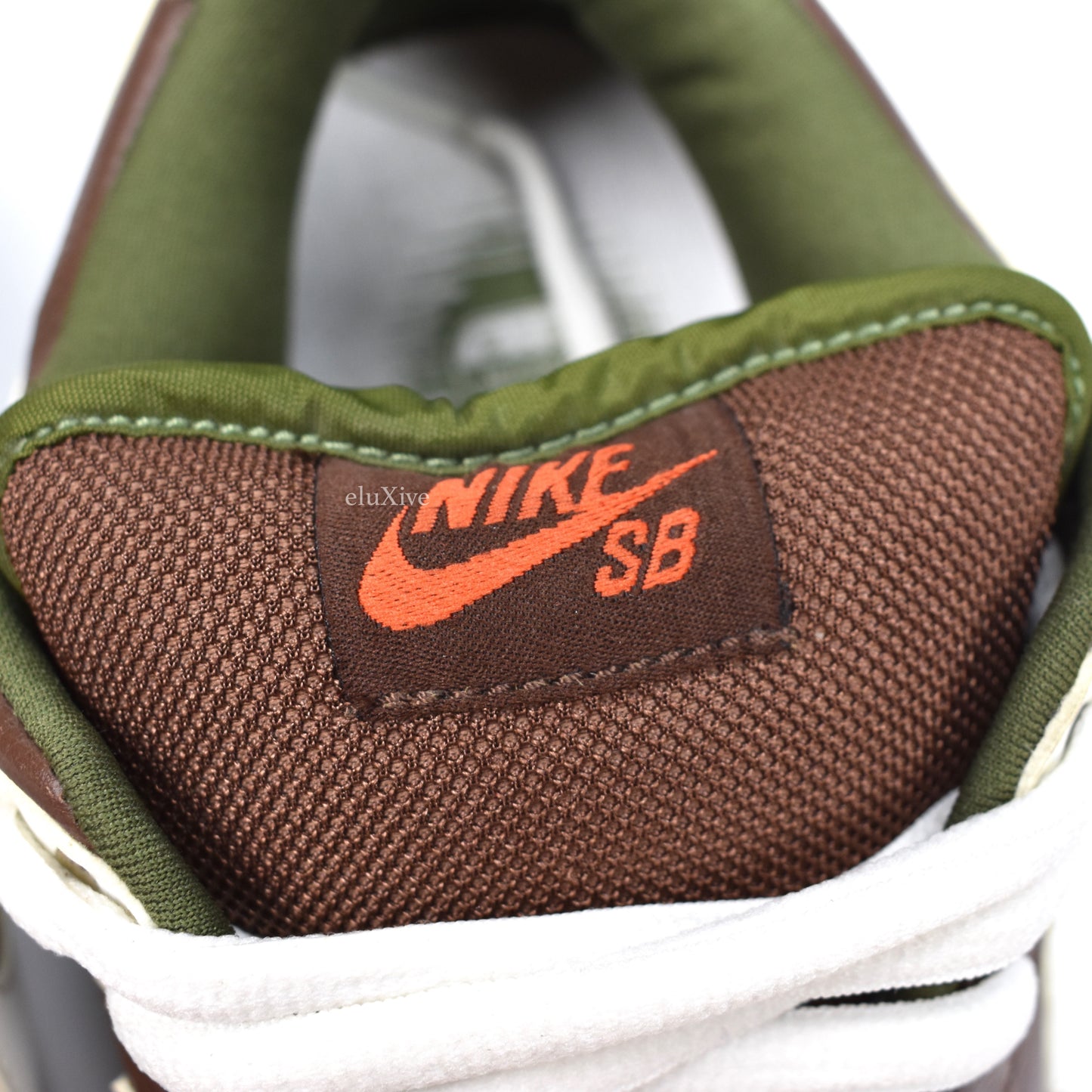 Nike - Dunk Low Pro SB 'Oompa Loompa'