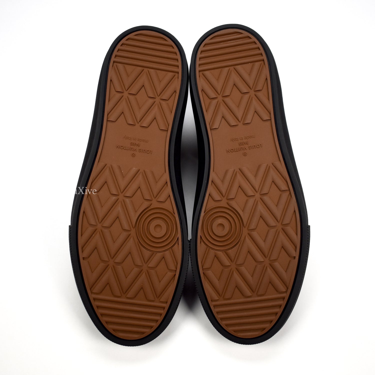 NWT Louis Vuitton Men's Monogram Glaze Logo Trocadero Sneakers 8 LV 9  AUTHENTIC
