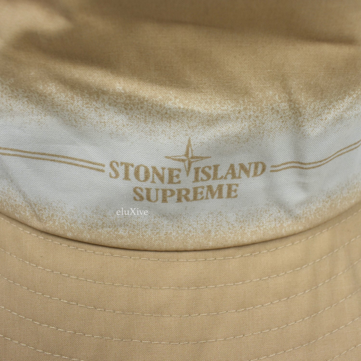Supreme Logo-Print Bucket Hat