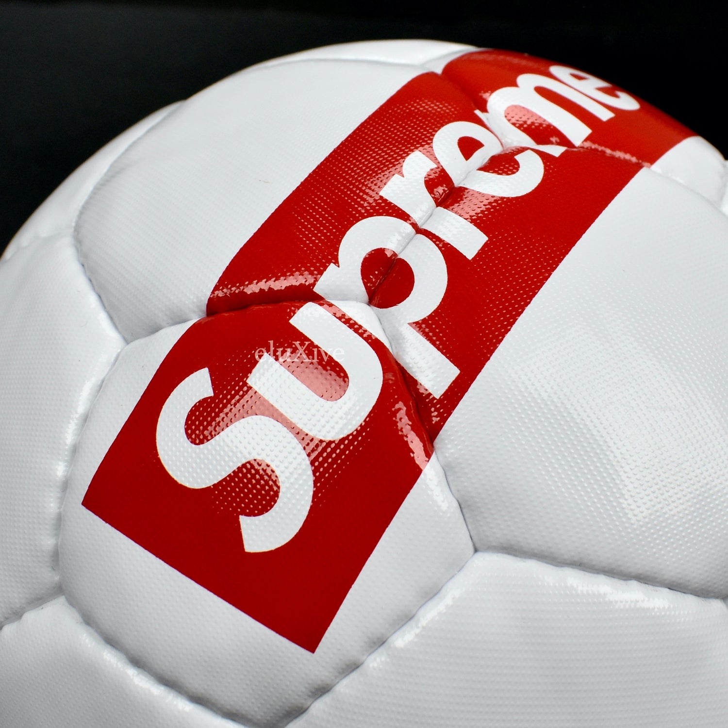 Supreme / Umbro Soccer Ball - mct.net.sa