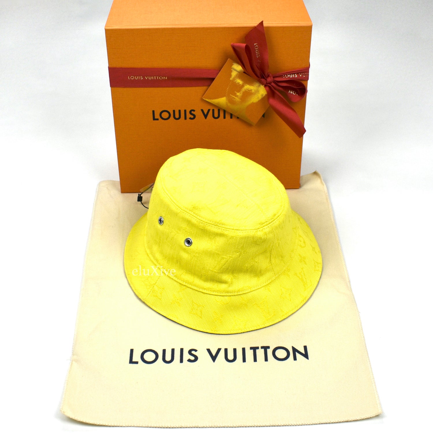 Louis Vuitton Denim Monogram Bucket Hat –