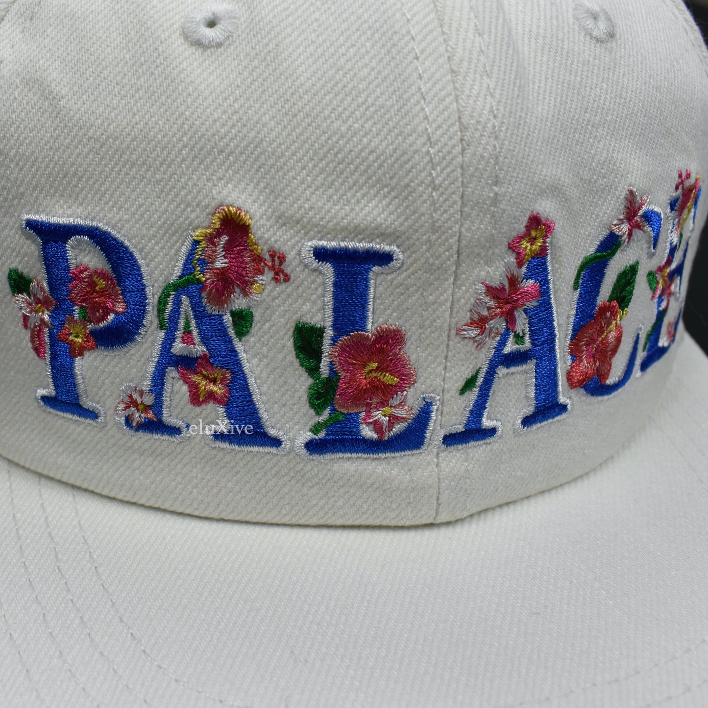 Palace - Hawaii Floral Logo Denim Hat (White)