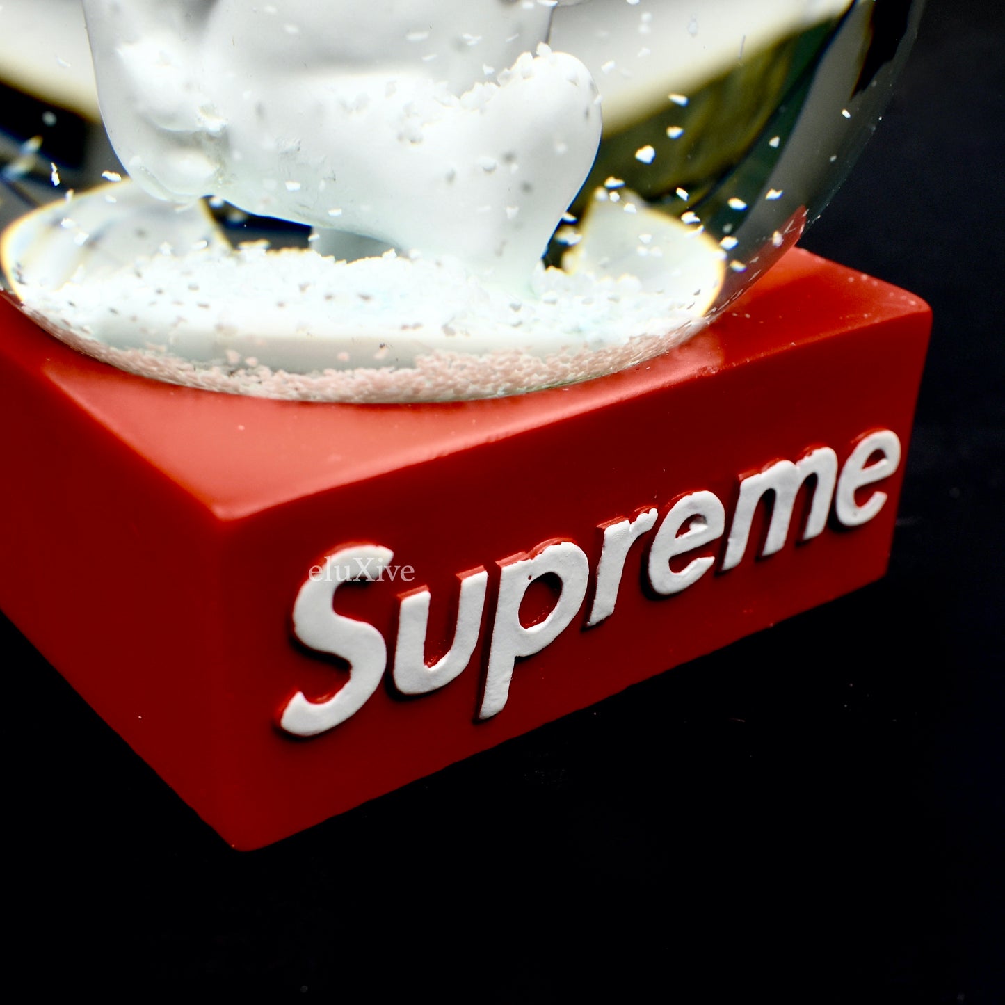 Supreme - Box Logo Snowman Snowglobe