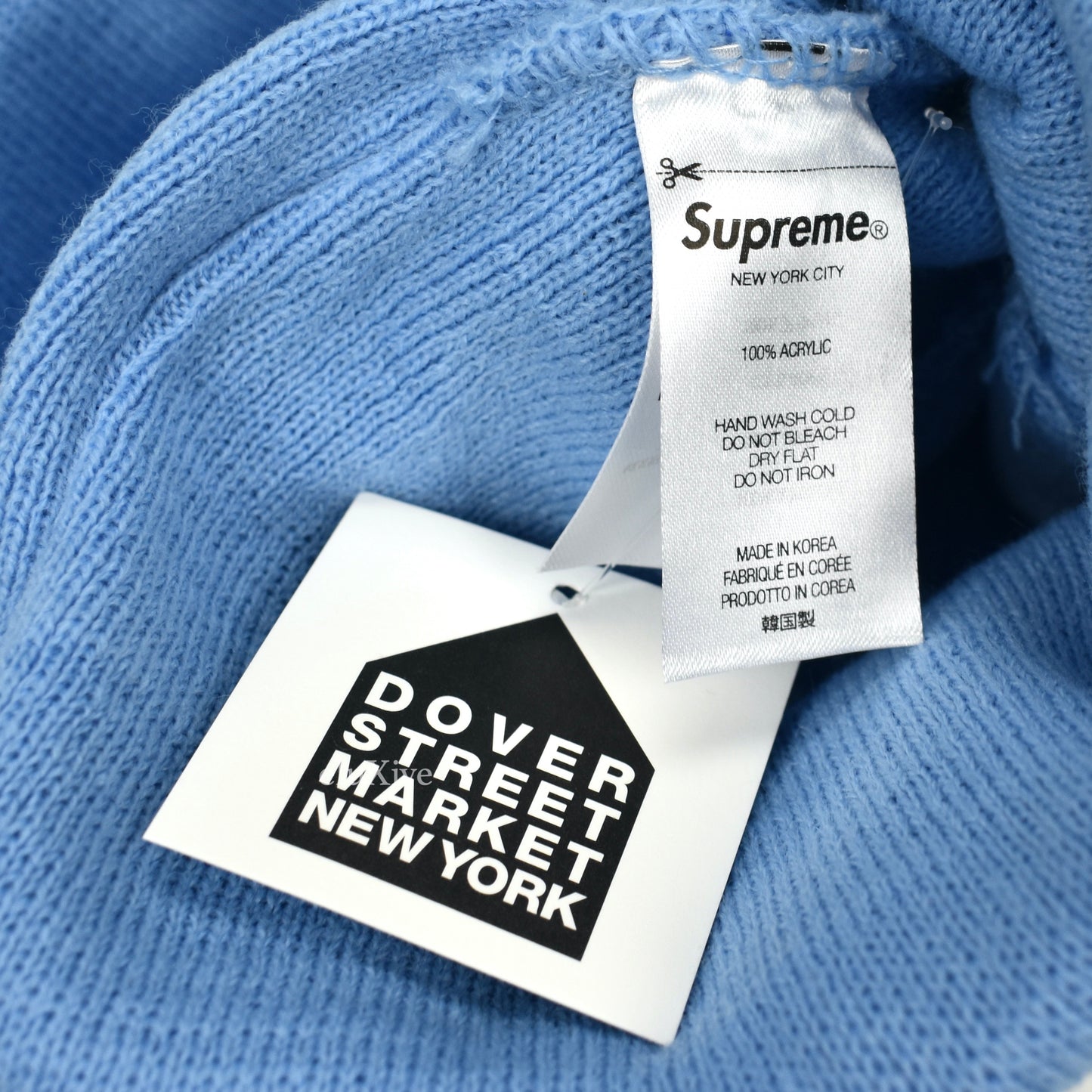 Supreme - Rose Knit Logo Beanie (Light Blue) – eluXive