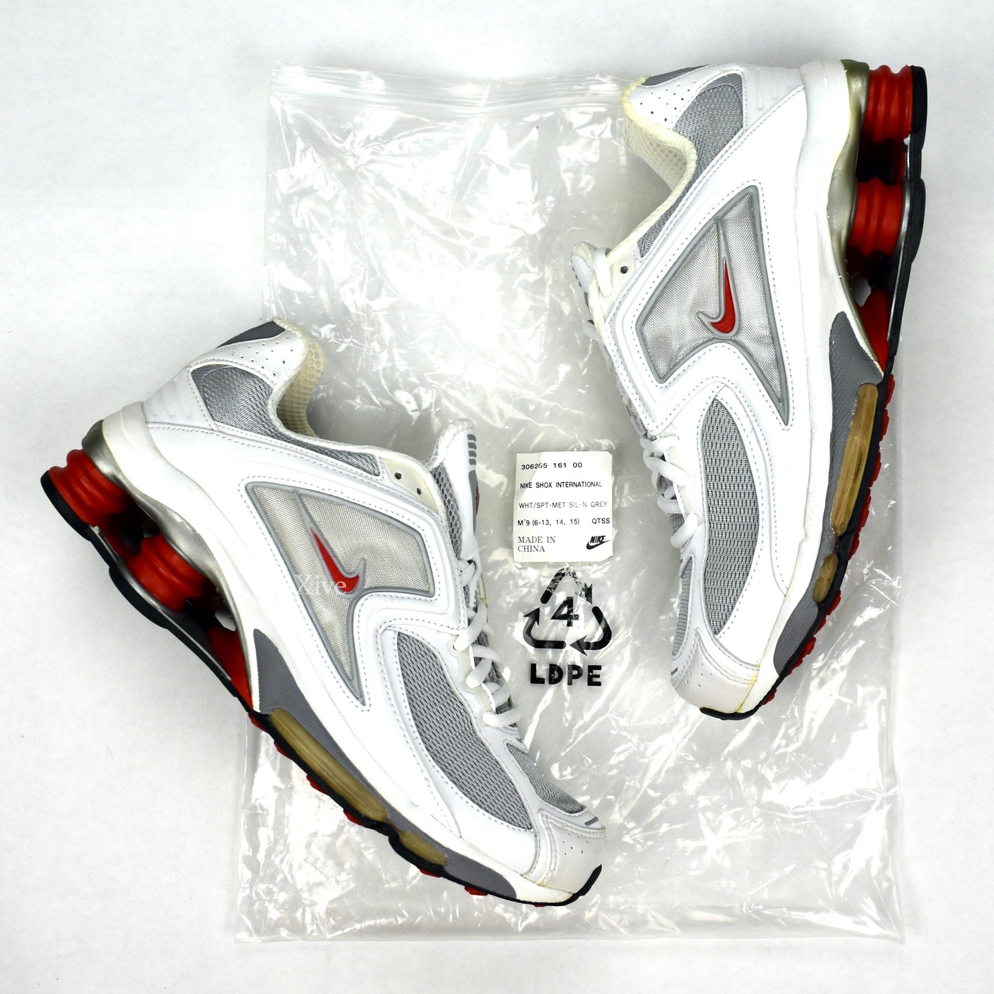 Nike - Shox International White / Red / Silver (2003 Sample)