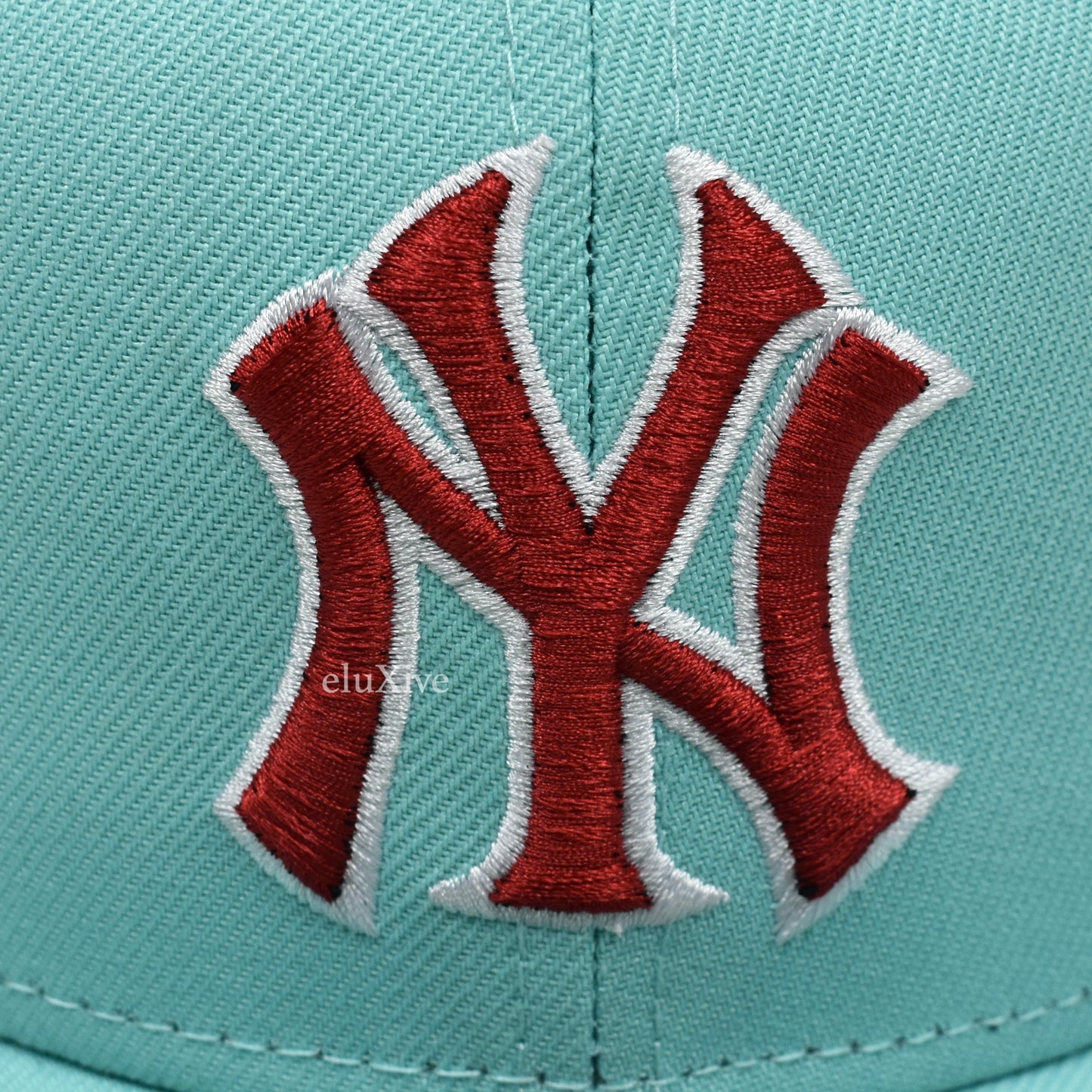 Supreme x New Era - Kanji New York Yankees Fitted Hat (Light Aqua)