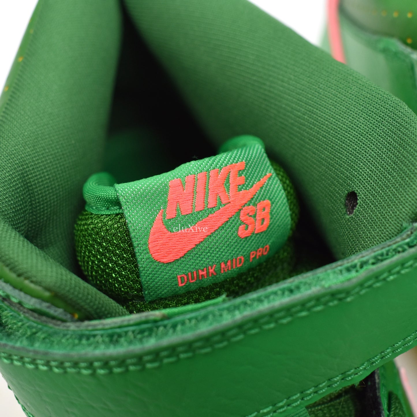 Nike - Dunk Mid Pro SB 'Watermelon'