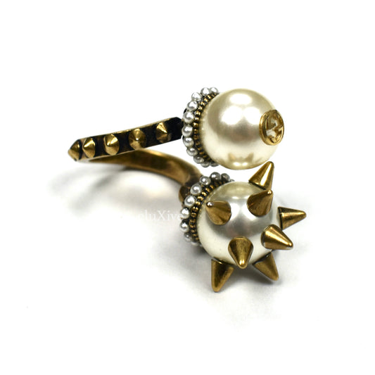 Gucci - GG Logo Pearl Spiked Cocktail Ring