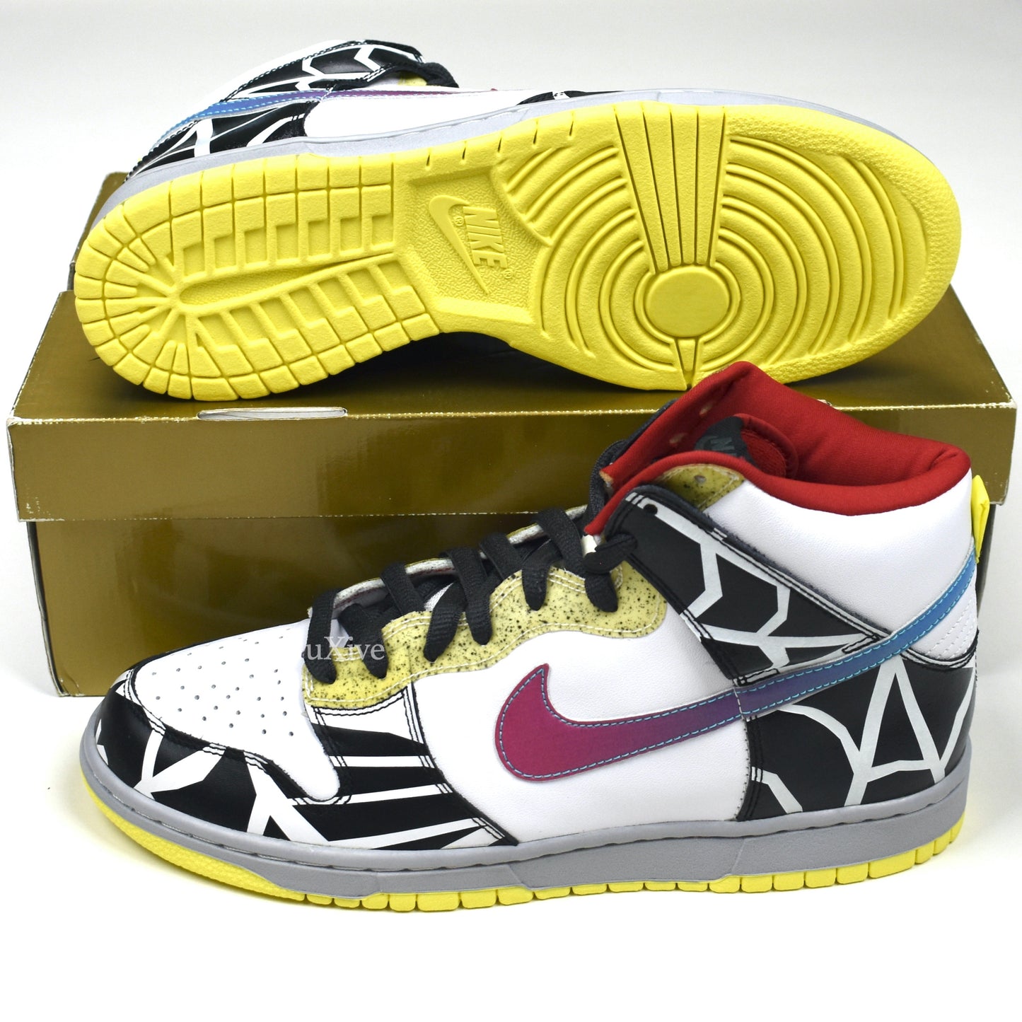 Nike - Dunk High Premium SB 'Thrashin' â eluXive