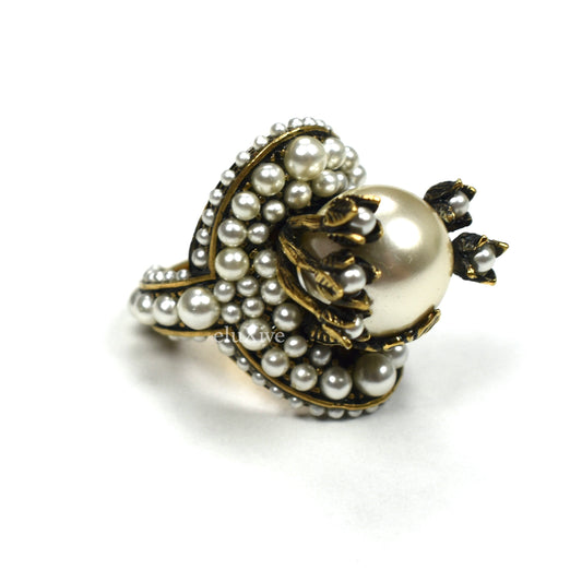 Gucci - Pearl Flower Cocktail Ring