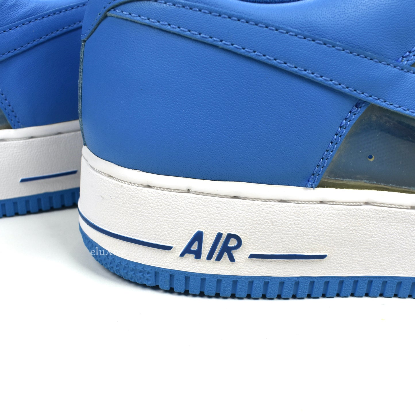 Nike - Air Force 1 Premium Clear 'Invisible Woman'