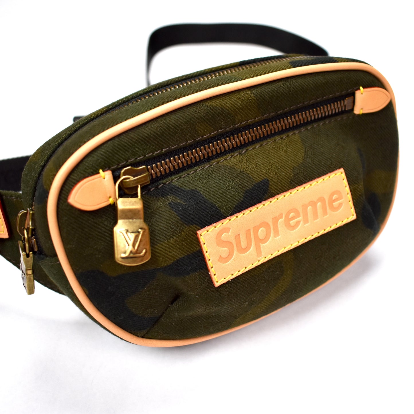 Buy Louis Vuitton Bum Bag Limited Edition Supreme Camouflage 3463501