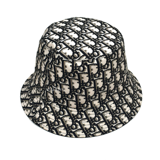 Dior - Reversible Teddy D Oblique Monogram Bucket Hat