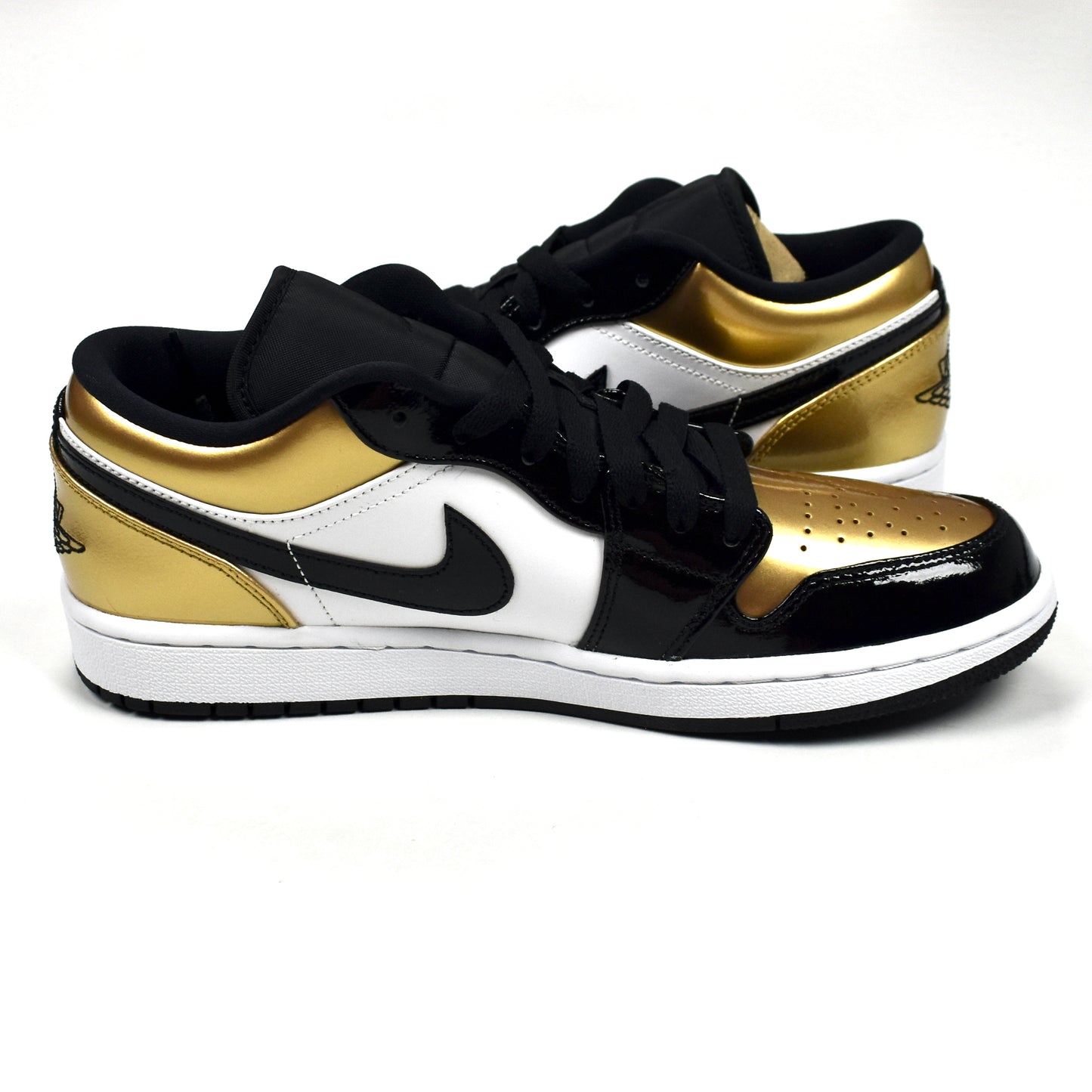 Nike - Air Jordan 1 Low Patent Gold Toe