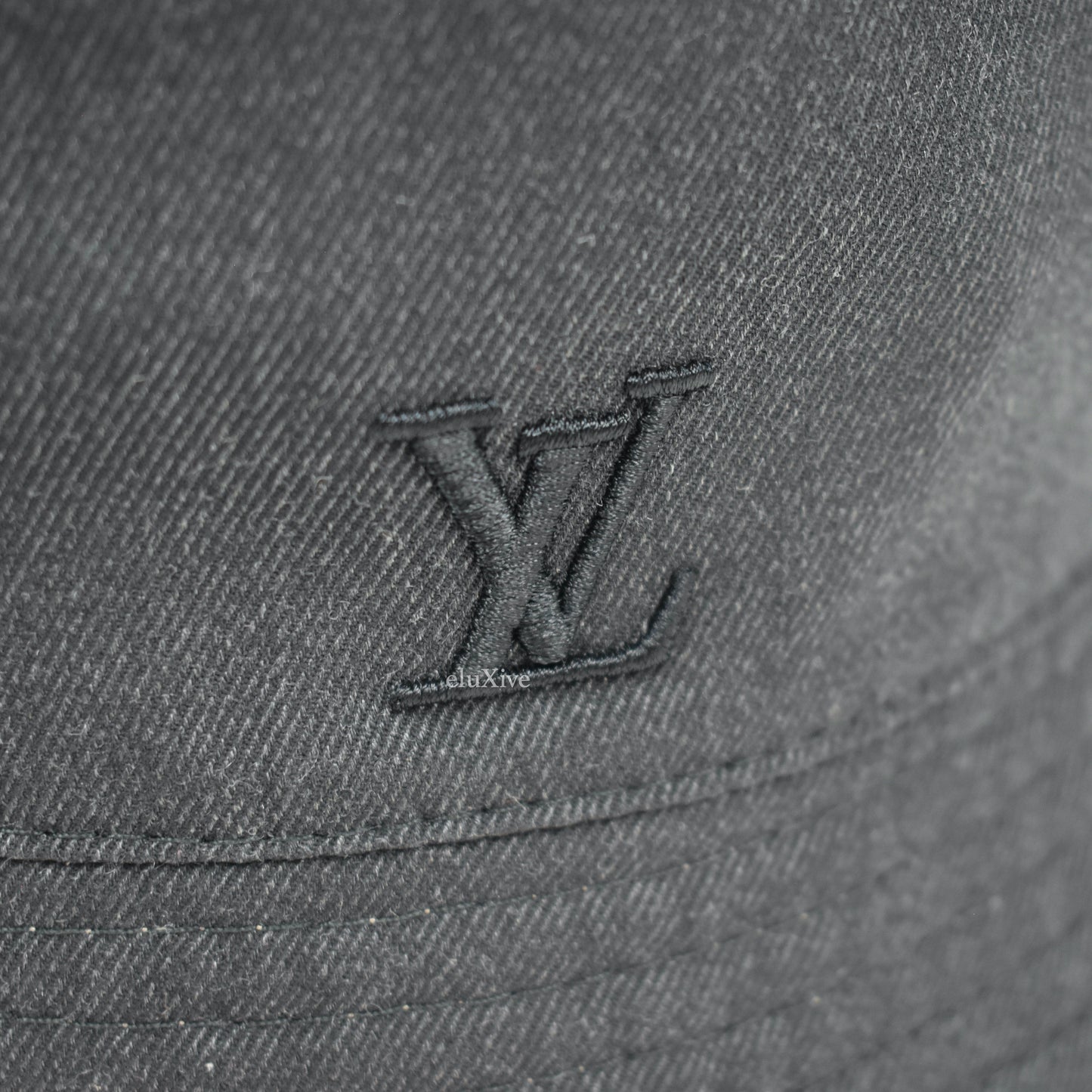 Louis Vuitton - Beige Monogram Reversible Rain Bucket Hat