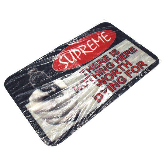 Supreme - Logo Print Door Mat