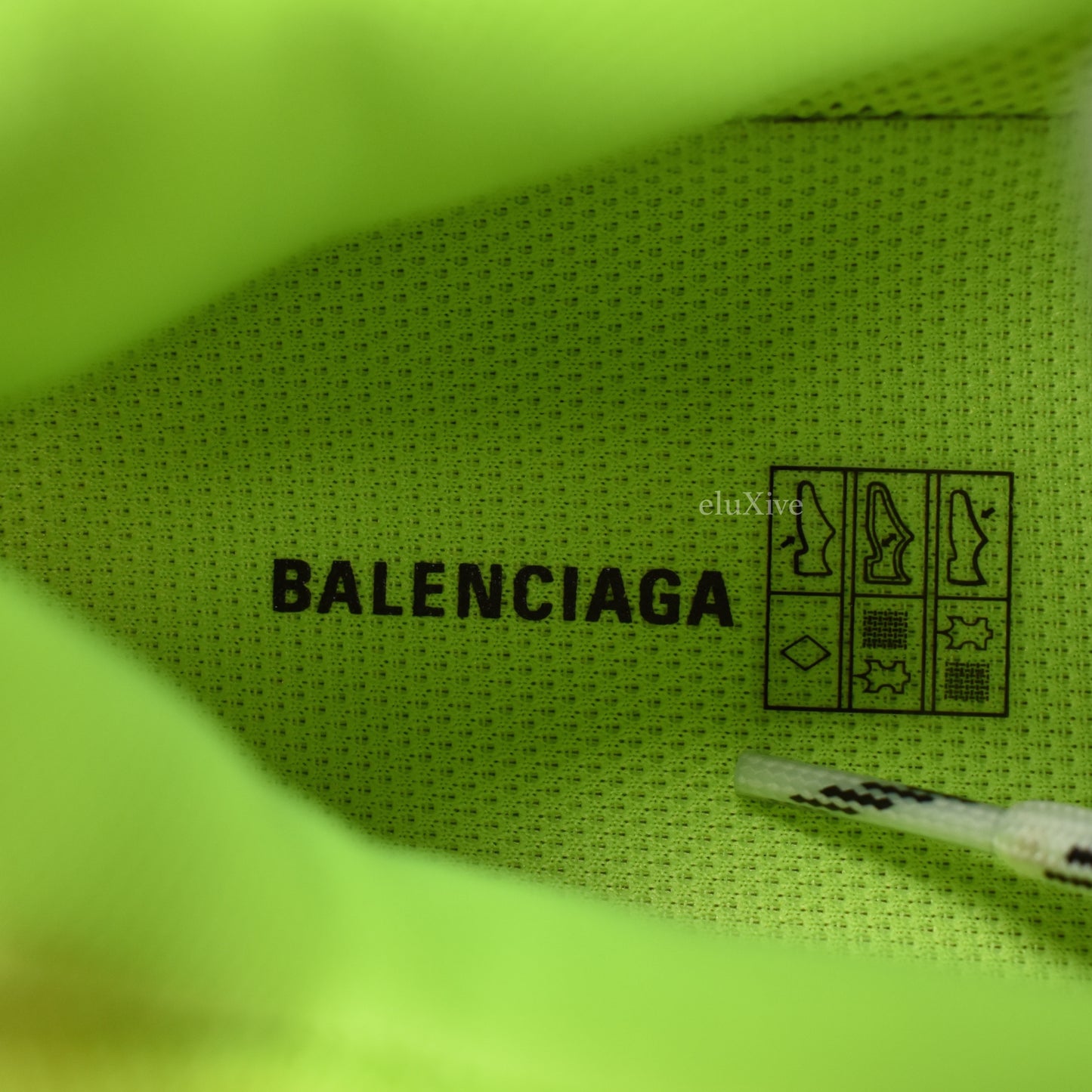 Balenciaga - Triple S Trainer (Neon)
