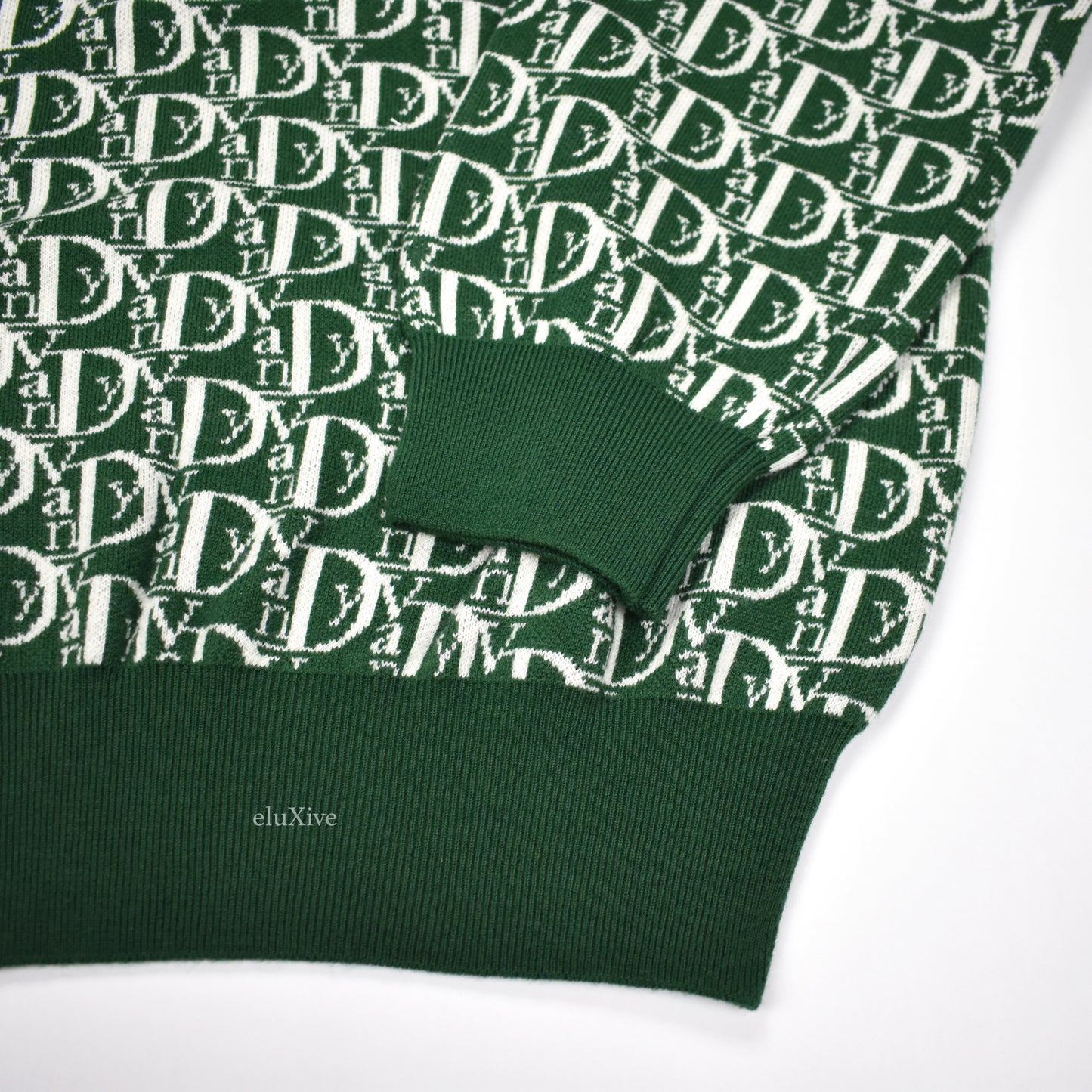 Vandy The Pink - Green 'Vior' Monogram Knit Sweater – eluXive