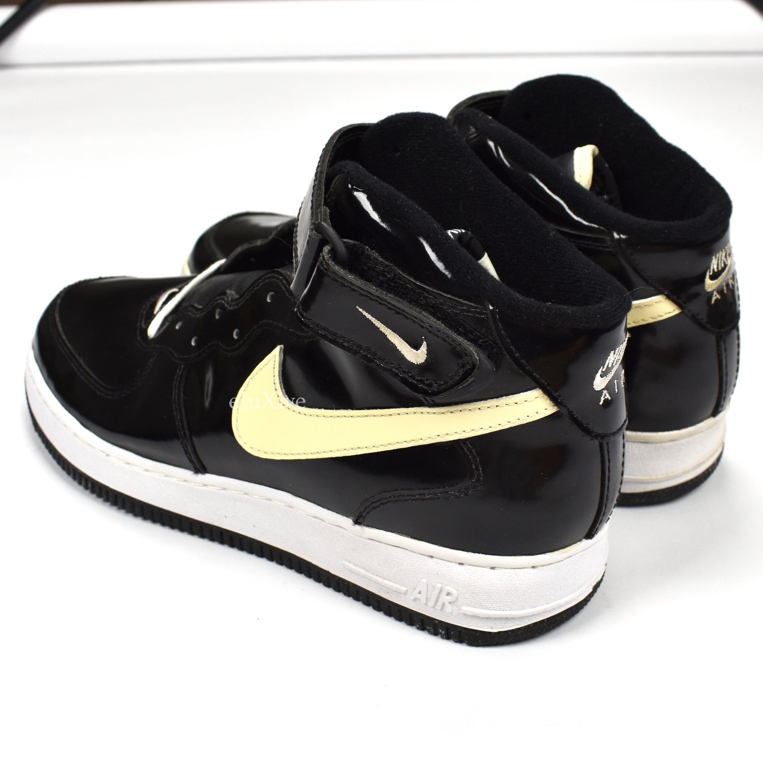 Kids Vintage Nike Air Force 1 Mid SC Black / White Patent Leather (Size  4.5) DS — Roots