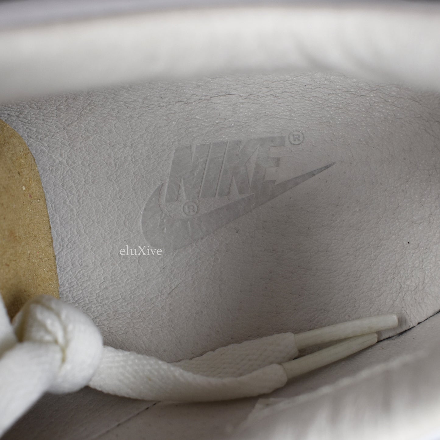 Nike - Dunk Low Supreme 'Seamless' (White)