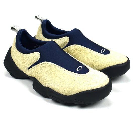 Brain Dead x Oakley Factory Team - Flesh Sneakers (Sand/Navy)