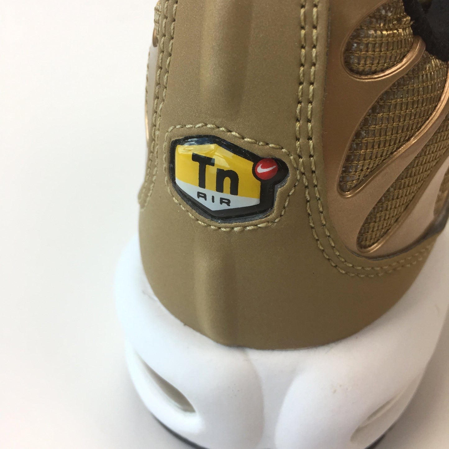 Nike - Air Max Plus TN QS Gold