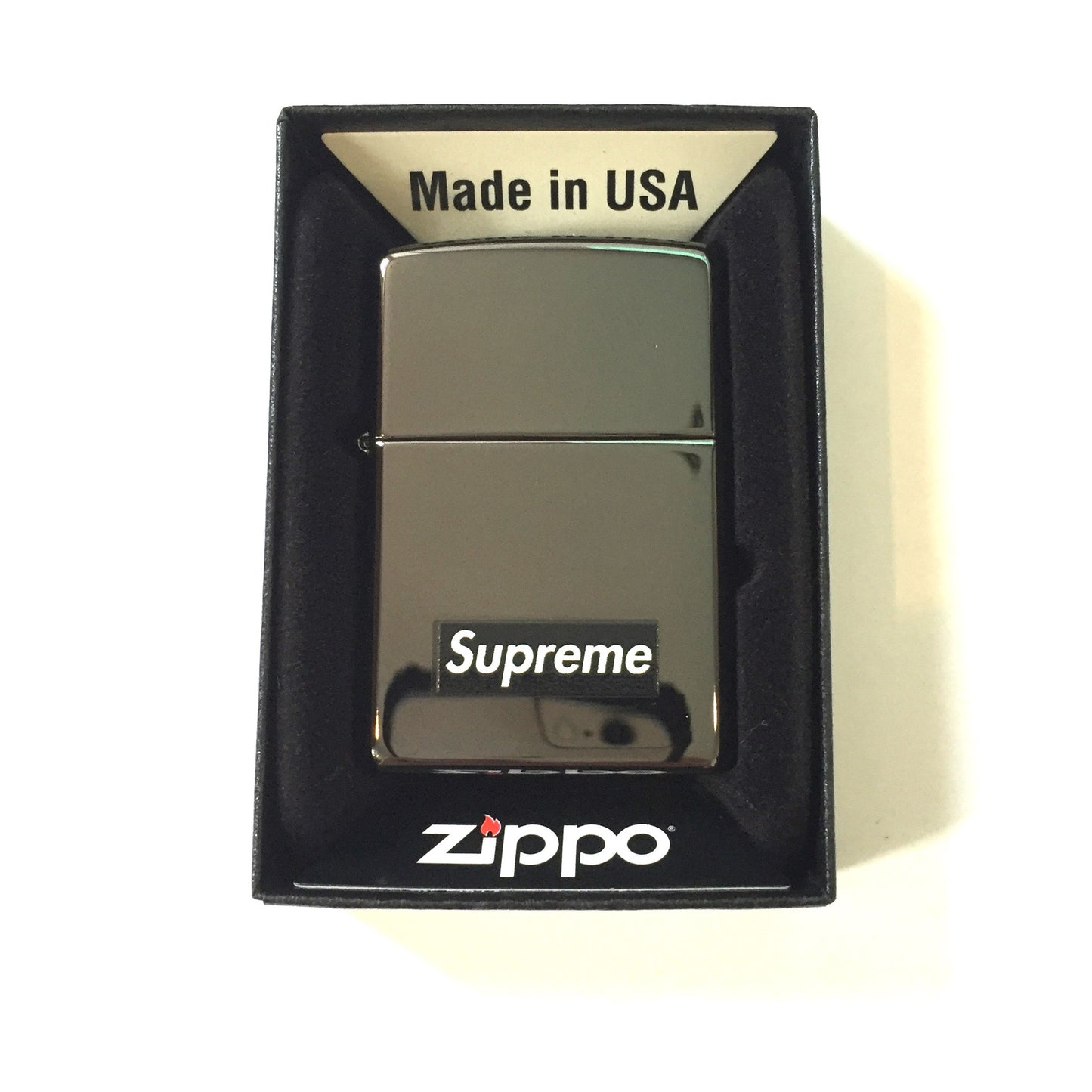 Supreme - Black Box Logo Lighter