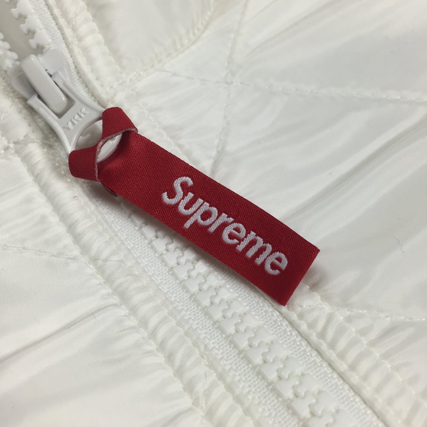 Supreme - White Quilted Arc Logo Pullover